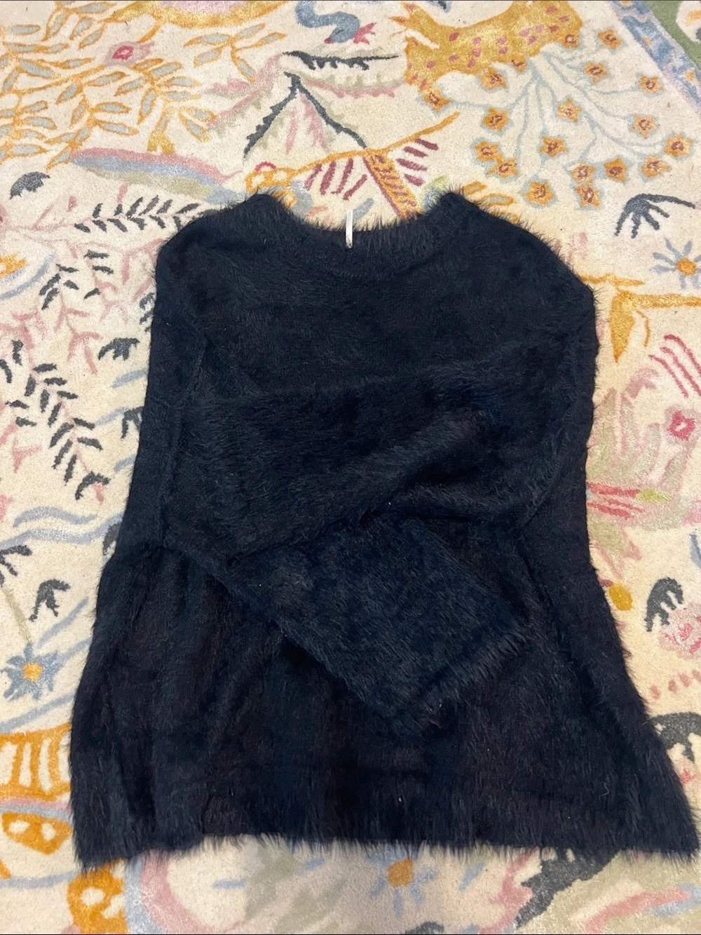 Black free people sweater